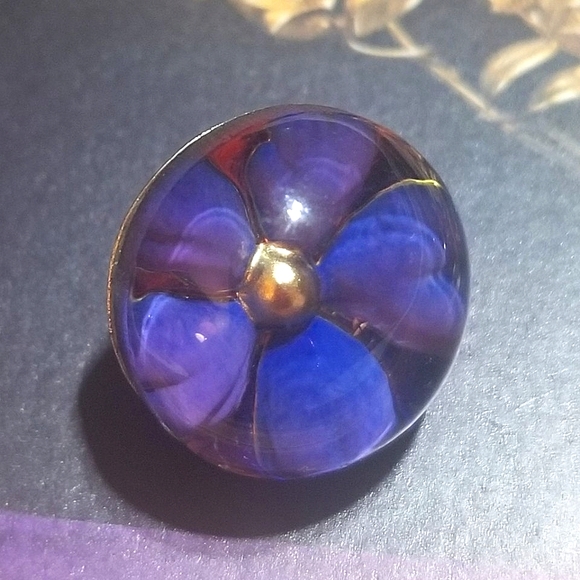 90s Barbara Bui PARIS Flower Glass Dome Pin Brooch - Picture 7 of 7
